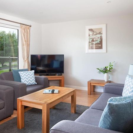 Kingfisher Hot Tub & Log Burner House On Premium Lakeside With Resort Facilities St Columb Major Esterno foto